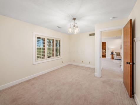 17041 Tulloss Road Mount Vernon OH 43050