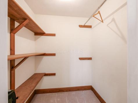 17041 Tulloss Road Mount Vernon OH 43050