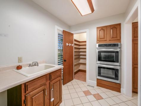 17041 Tulloss Road Mount Vernon OH 43050