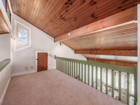 17041 Tulloss Road Mount Vernon OH 43050