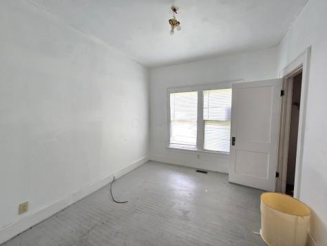 132 Portland Way S Galion OH 44833