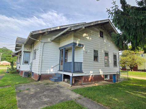 132 Portland Way S Galion OH 44833