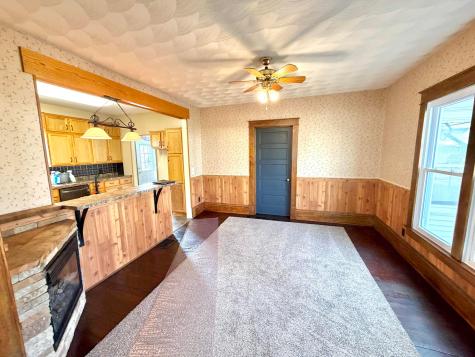 203 Taylor Street Fredericktown OH 43019