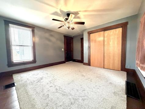 203 Taylor Street Fredericktown OH 43019