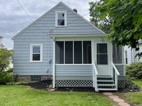 79 S Washington Street Utica OH 43080