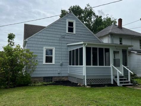 79 S Washington Street Utica OH 43080