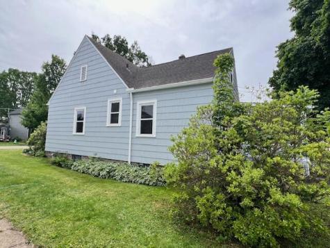 79 S Washington Street Utica OH 43080