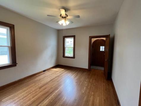 79 S Washington Street Utica OH 43080