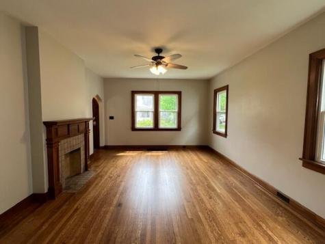 79 S Washington Street Utica OH 43080