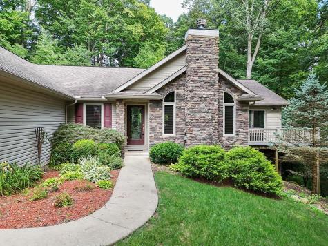 624 Grand Ridge Drive Howard OH 43028