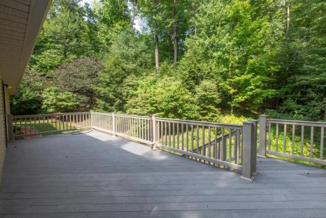 624 Grand Ridge Drive Howard OH 43028