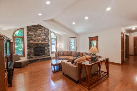 624 Grand Ridge Drive Howard OH 43028