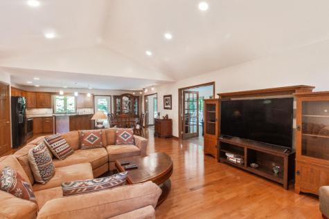 624 Grand Ridge Drive Howard OH 43028