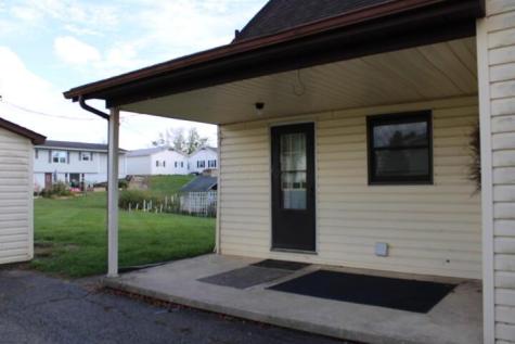 302 Cedar Street Danville OH 43014