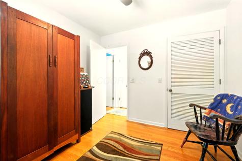 302 E Woodside Drive Gambier OH 43022