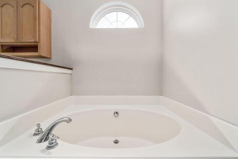 13062 Fosdyke Road Utica OH 43080