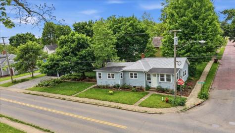 706 E Burgess Street Mount Vernon OH 43050