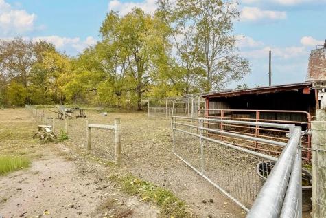 13683 Upper Fredericktown Road Mount Vernon OH 43050