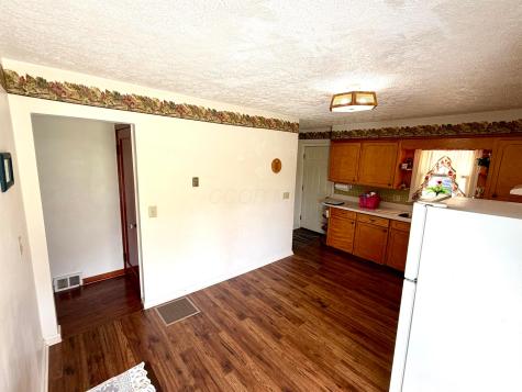 805 Newark Road Mount Vernon OH 43050