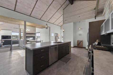 4006 Apple Valley Drive Howard OH 43028