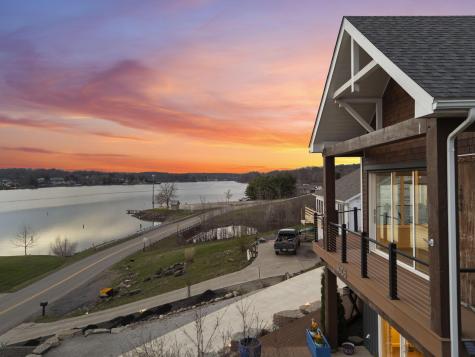 4006 Apple Valley Drive Howard OH 43028