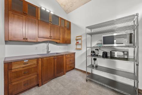 4006 Apple Valley Drive Howard OH 43028