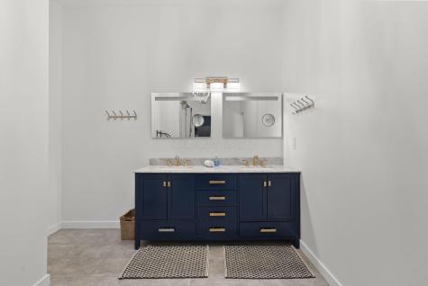 4006 Apple Valley Drive Howard OH 43028