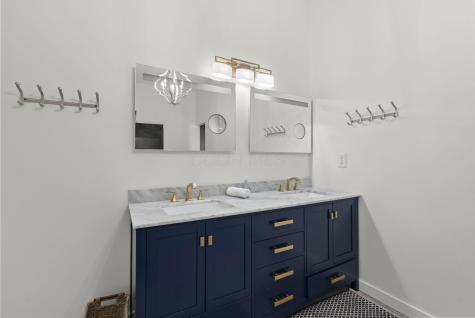 4006 Apple Valley Drive Howard OH 43028