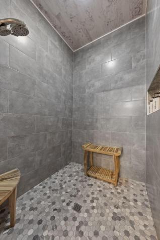 4006 Apple Valley Drive Howard OH 43028