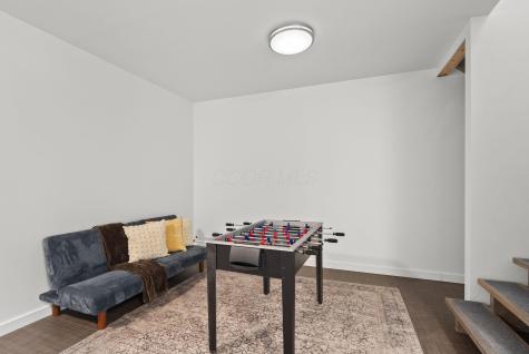 4006 Apple Valley Drive Howard OH 43028