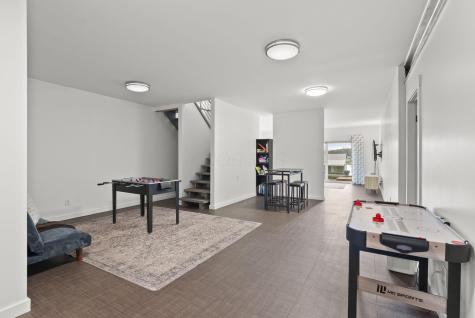 4006 Apple Valley Drive Howard OH 43028