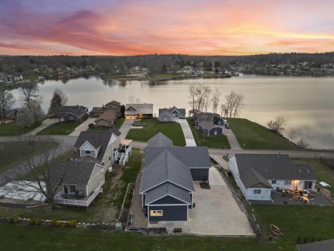 4006 Apple Valley Drive Howard OH 43028