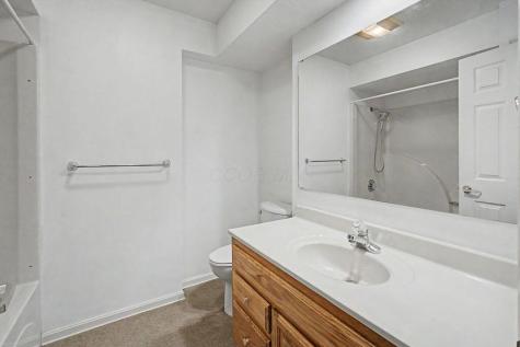 134 Columbus Road Fredericktown OH 43019