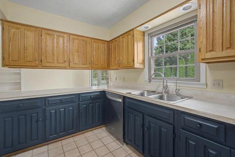 134 Columbus Road Fredericktown OH 43019