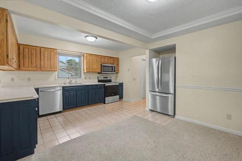 134 Columbus Road Fredericktown OH 43019