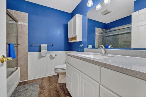 329 Floralwood Drive Howard OH 43028