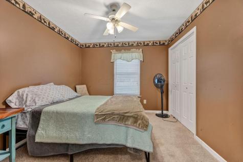 329 Floralwood Drive Howard OH 43028