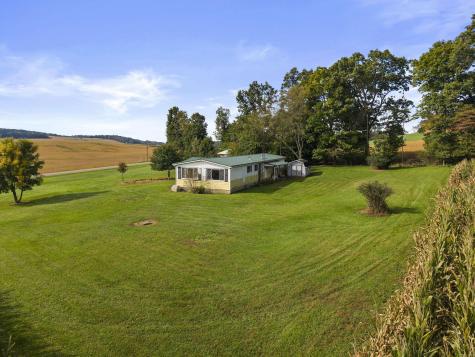 19371 Chapel Road Danville OH 43014
