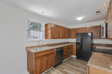 8055 Lock Road Centerburg OH 43011