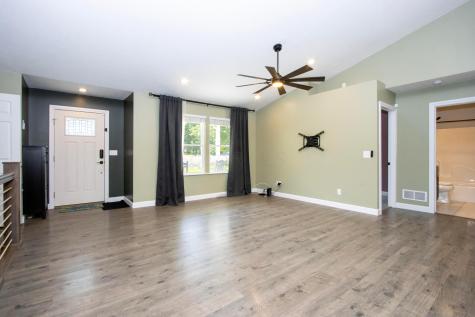 39 S Highland Court Howard OH 43028