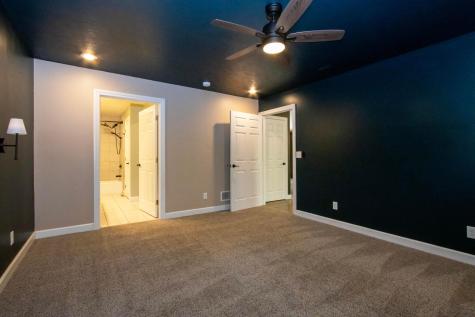 39 S Highland Court Howard OH 43028