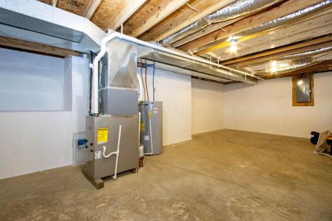 39 S Highland Court Howard OH 43028