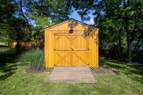 39 S Highland Court Howard OH 43028