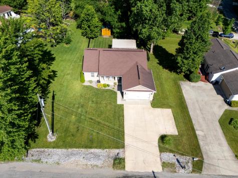 39 S Highland Court Howard OH 43028