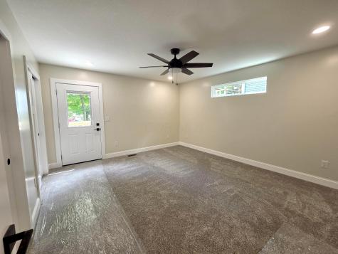 942 Country Club Drive Howard OH 43028
