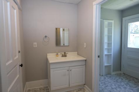 704 W Sugar Street Mount Vernon OH 43050