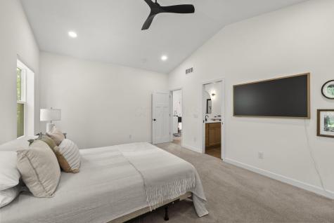 225 Green Valley Drive Howard OH 43028