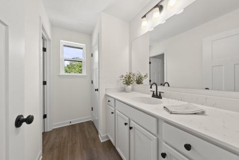 225 Green Valley Drive Howard OH 43028