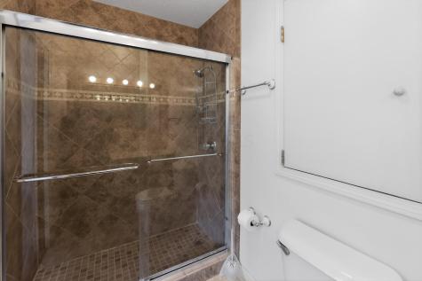 714 Greenbriar Circle Howard OH 43028