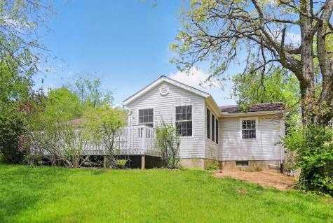 714 Greenbriar Circle Howard OH 43028